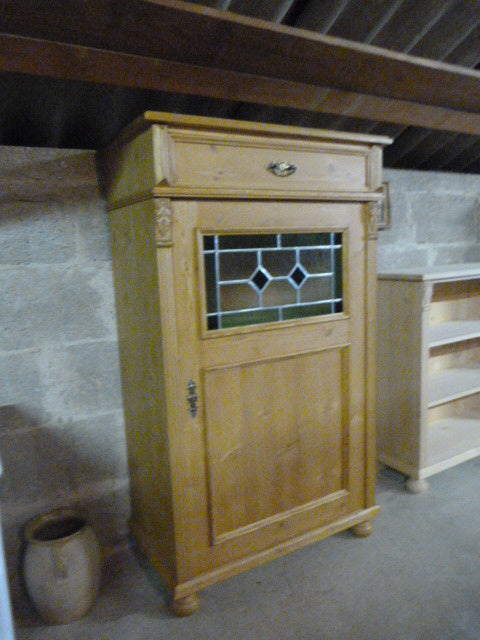 Vertiko (0107)