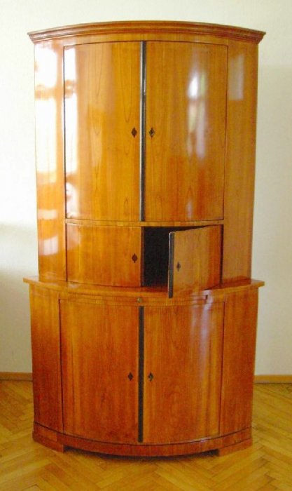 Eckschrank
