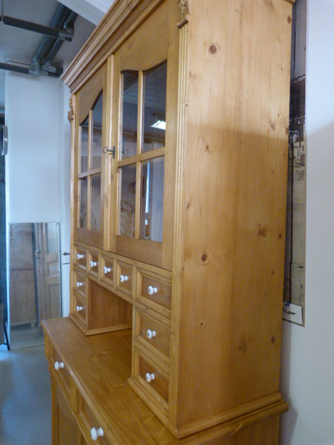 Küchenschrank