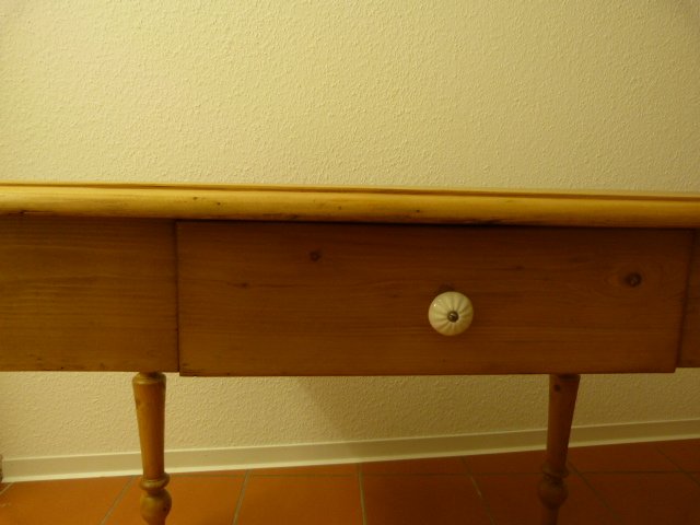Esstisch