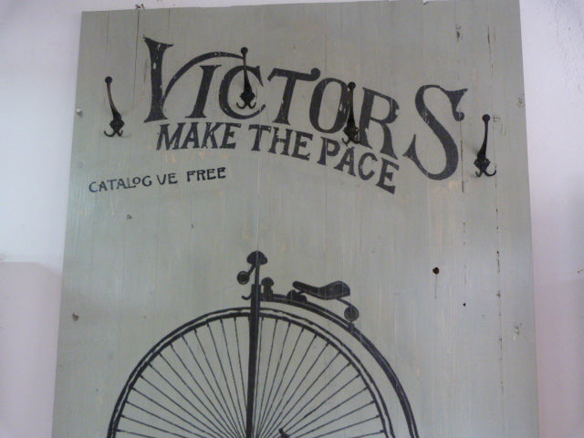 Vintage Garderobe