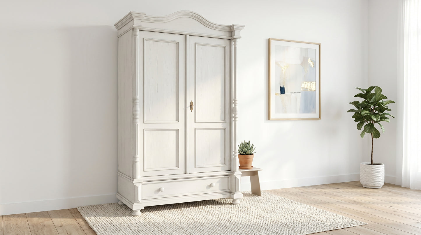 Weichholzschrank