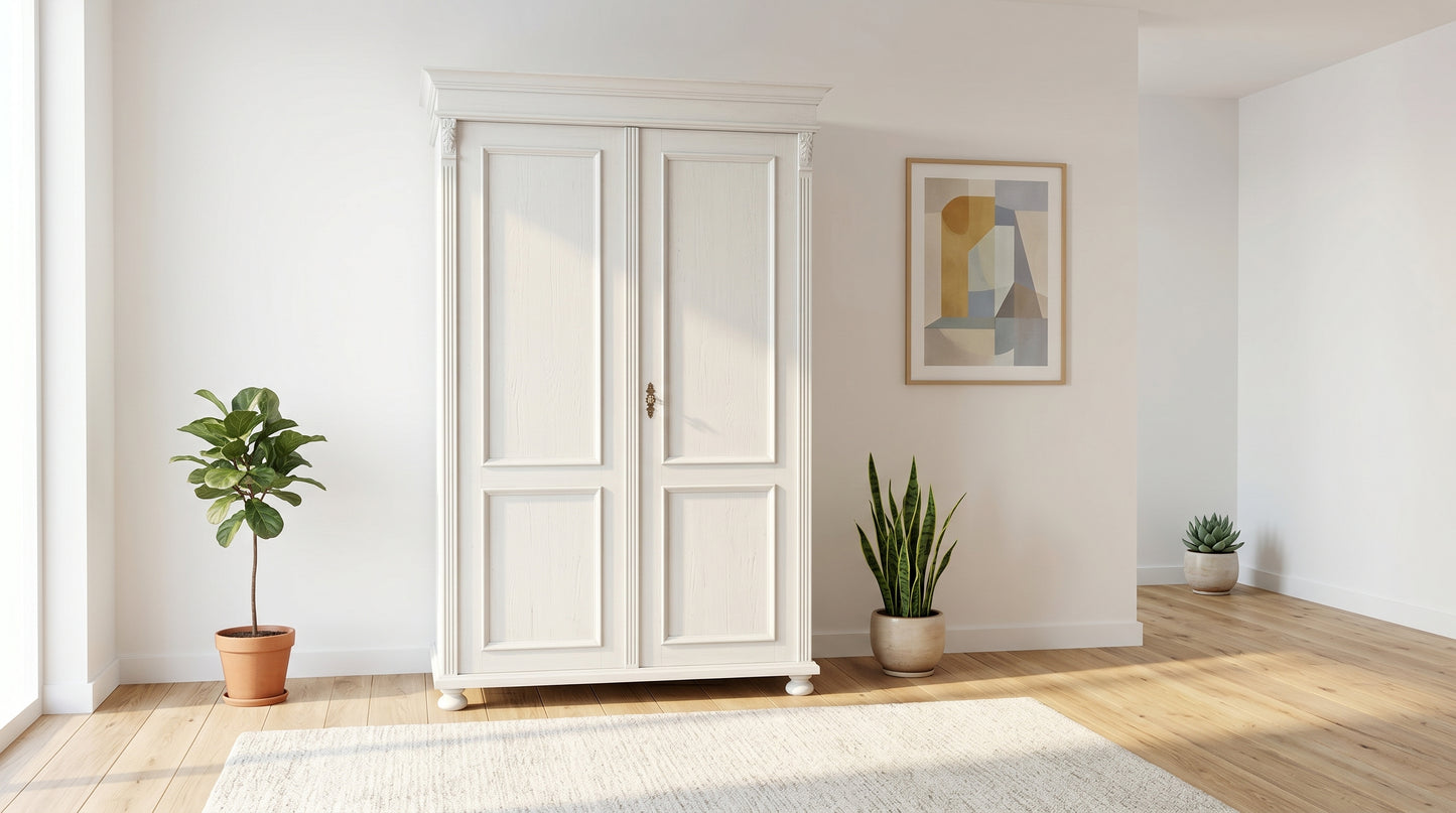 Weichholzschrank