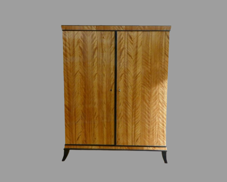Schrank