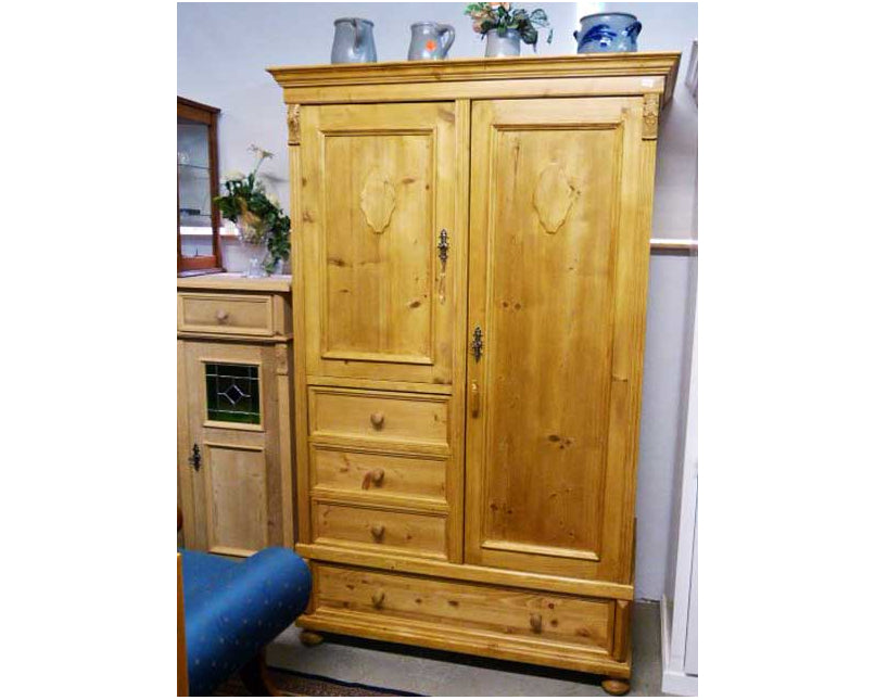 Schrank
