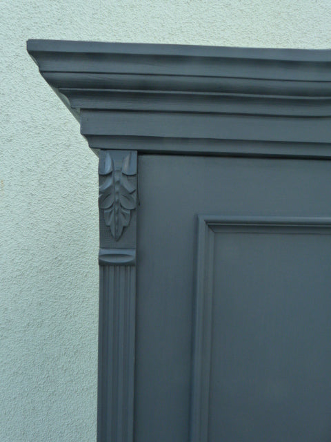 Landhaus-Schrank