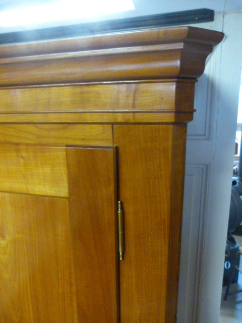 Biedermeier-Schrank