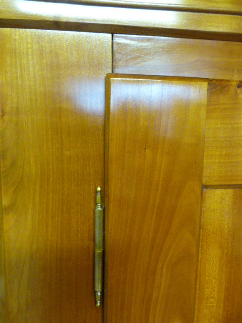 Biedermeier-Schrank