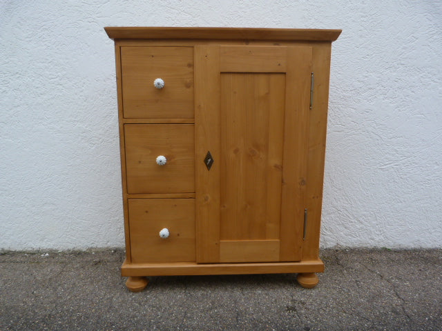 Brotschrank