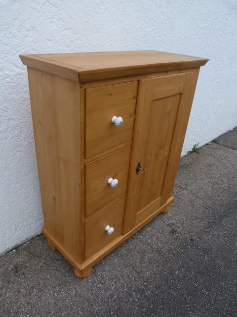 Brotschrank