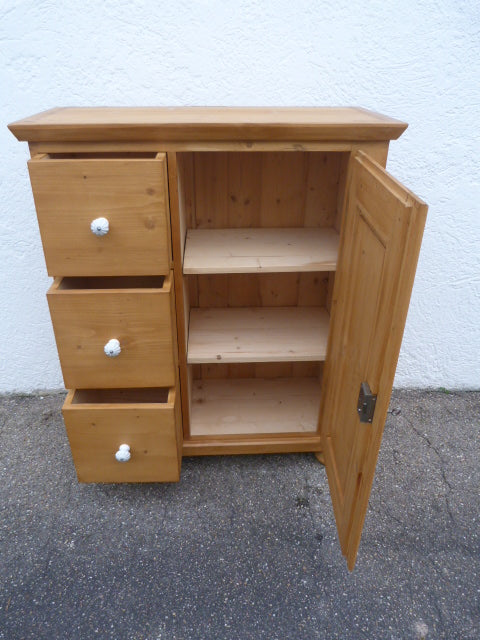 Brotschrank
