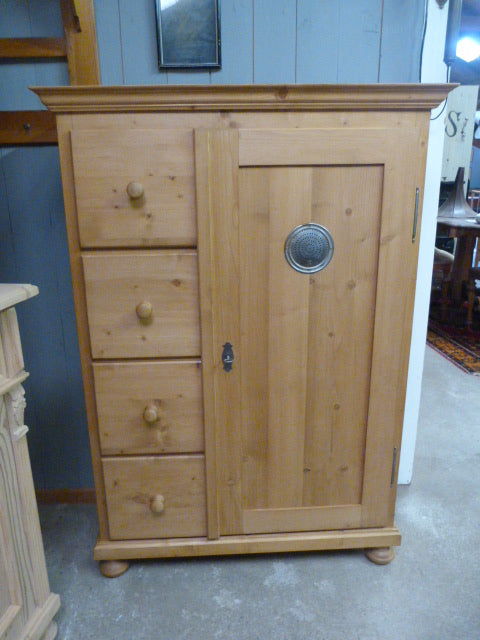 Brotschrank