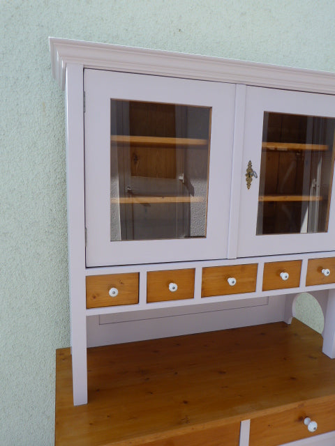 Küchenschrank