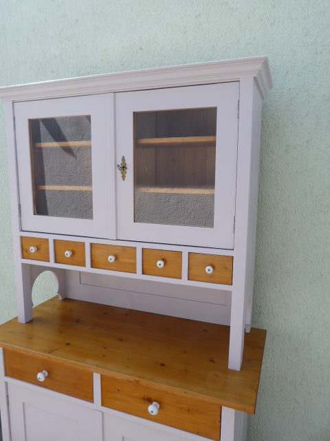 Küchenschrank
