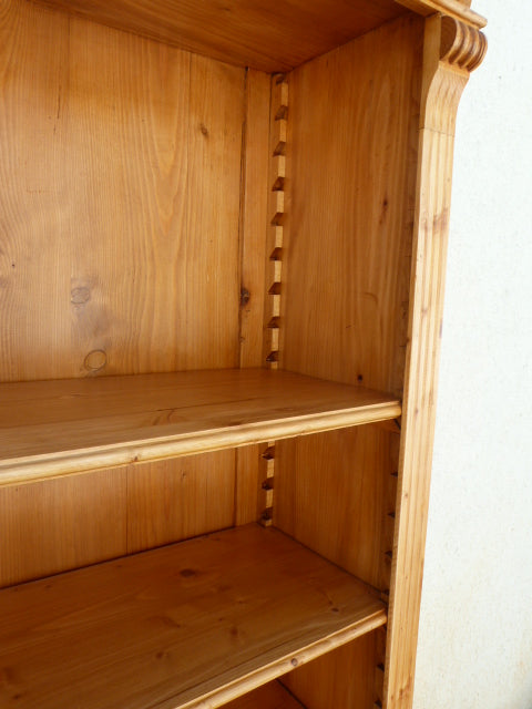 Bücherschrank (0110)