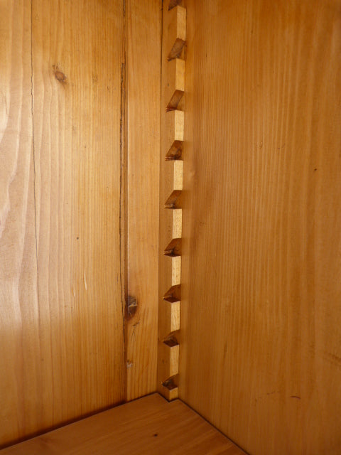 Bücherschrank (0110)