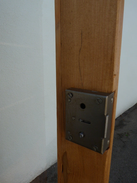 Holz Vitrine Massiv (0111)