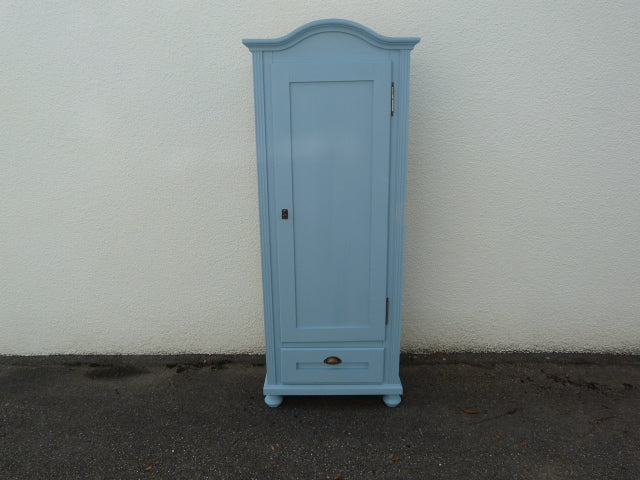 schrank (0142)