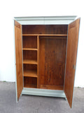 Kleiderschrank (0147)