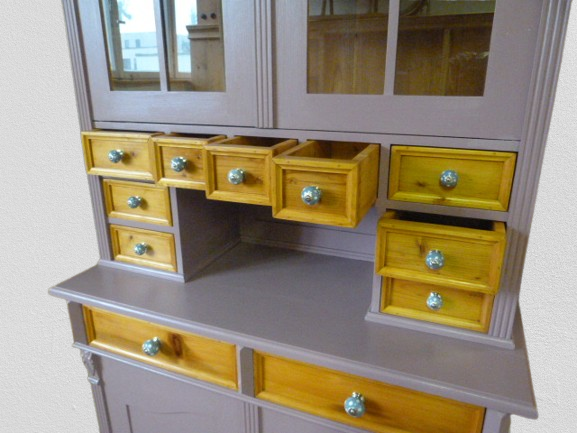 Küchenschrank