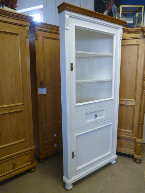 Eck-Schrank