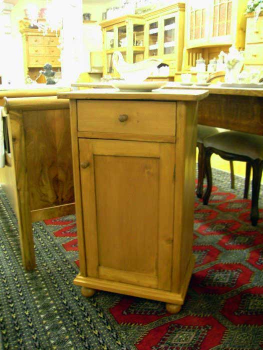 Nachtschrank