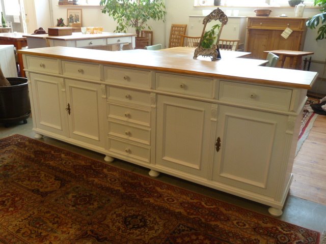 Sideboard