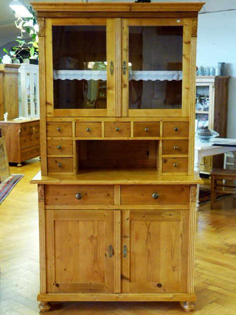 Küchenschrank