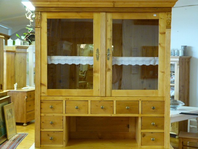 Küchenschrank