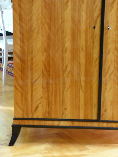 Schrank