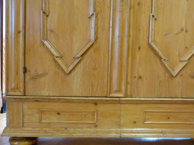 Barockschrank
