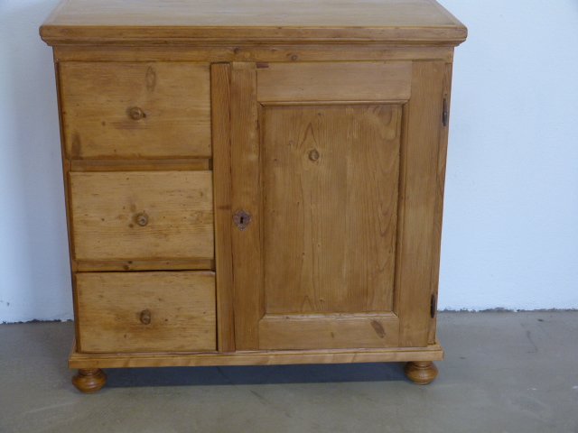 Brotschrank