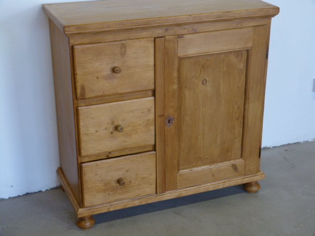 Brotschrank