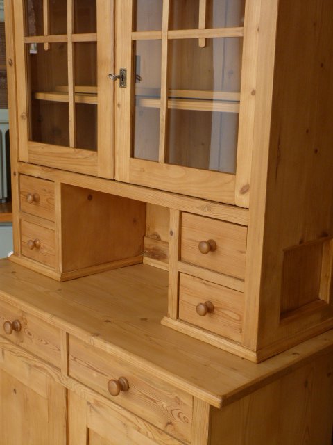 Küchenschrank