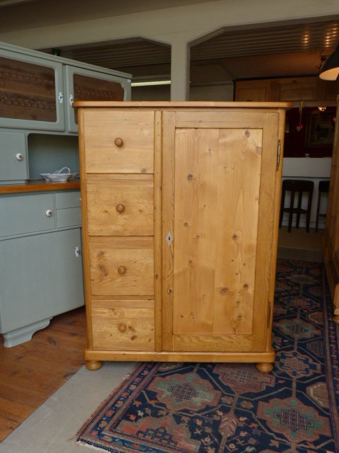 Brotschrank