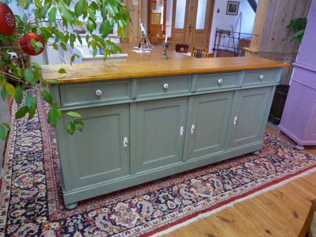 Sideboard