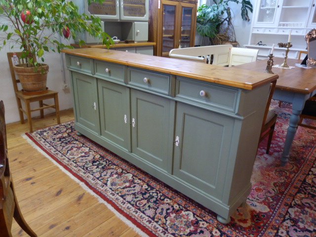 Sideboard