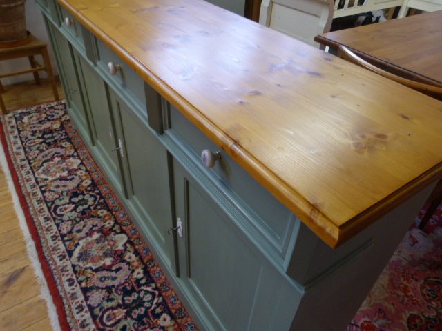 Sideboard