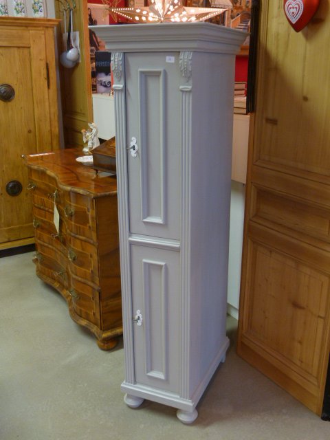 Schrank