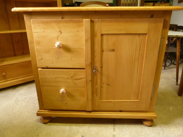 Brotschrank