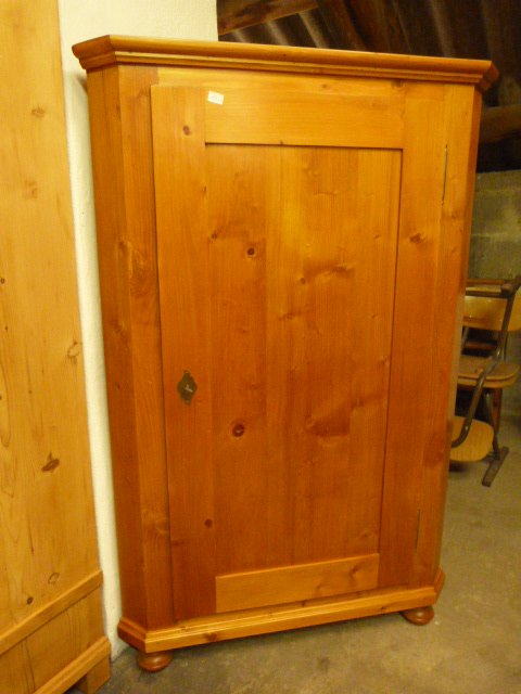 Eckschrank