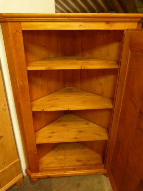 Eckschrank