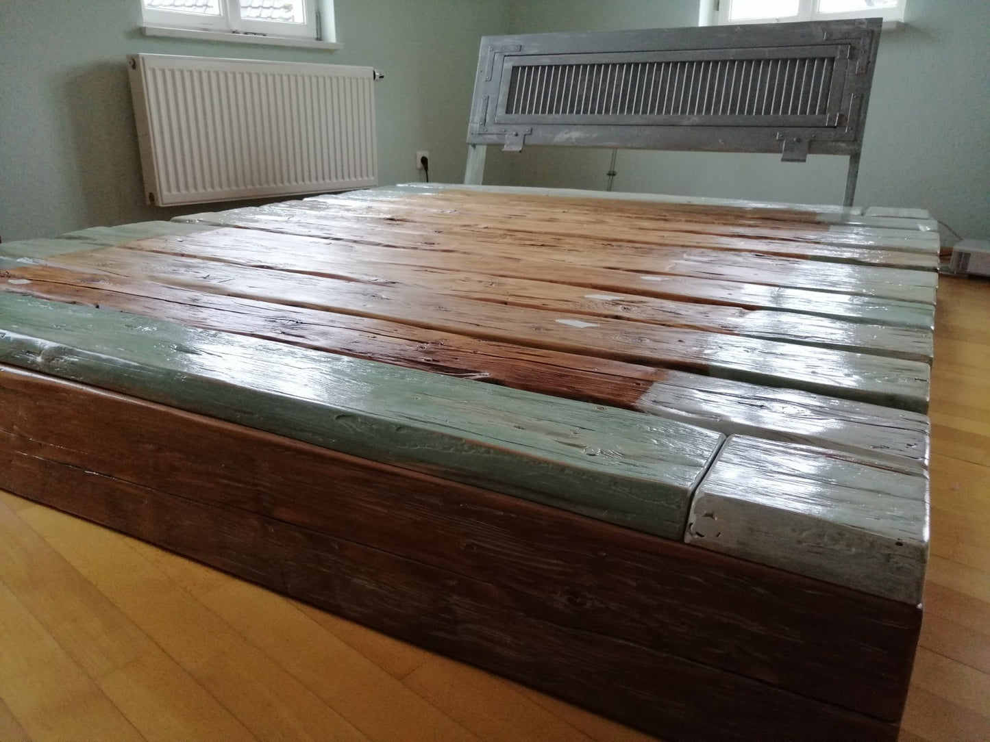 Rustikales Bett