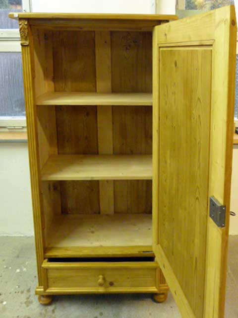 halbhoher Schrank