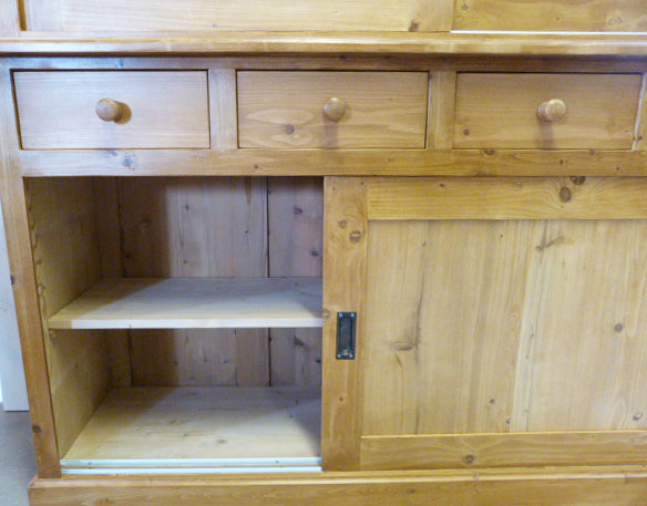 Küchenschrank