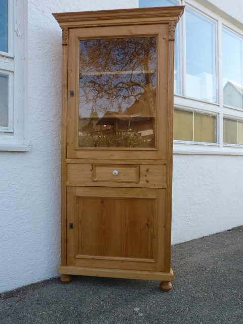 Eck-Schrank