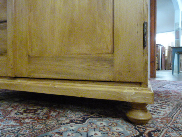 Brotschrank