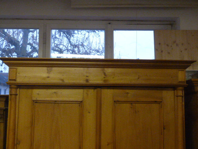 Schrank
