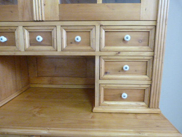 Küchenschrank