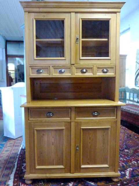 Küchenschrank